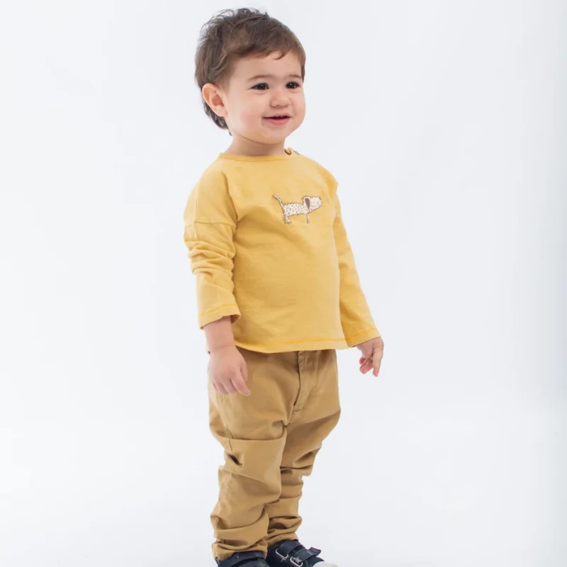 REMERA MATHIAS MOSTAZA