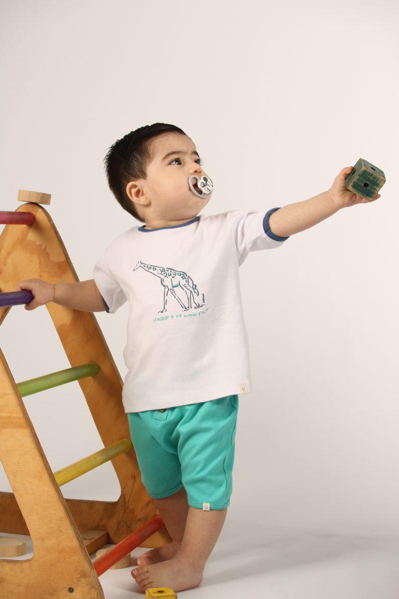 REMERA CHARLIE BLANCO